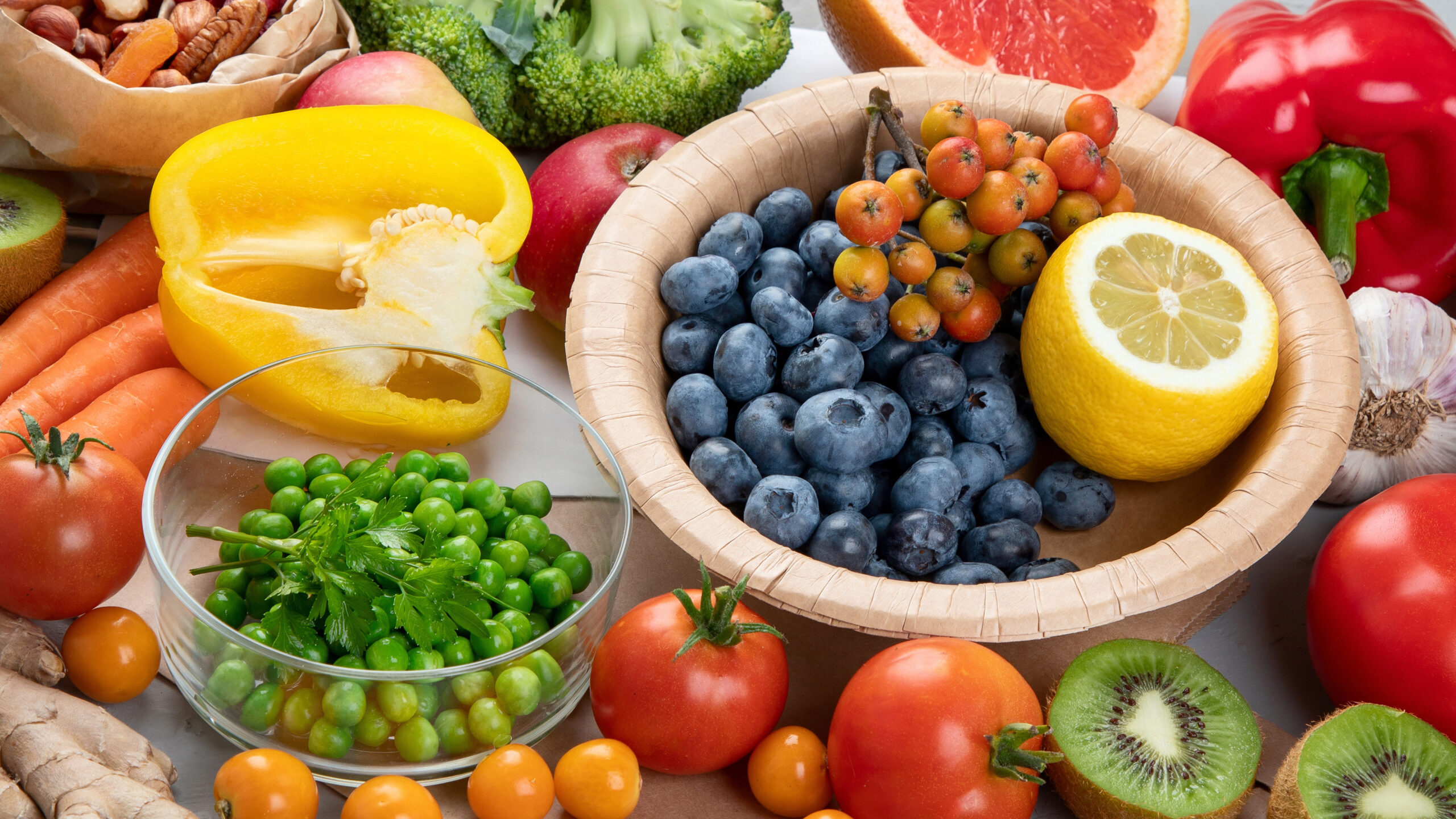 Загадки про фрукты, овощи и ягоды